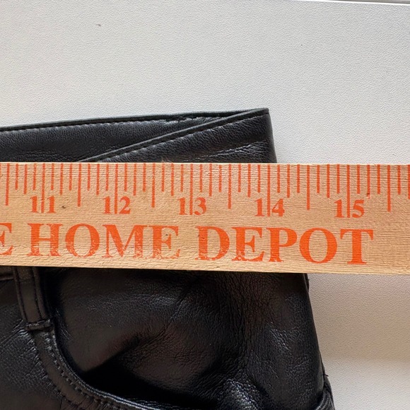 Wilfred‎ Faux Leather Pants Black High Waist Straight Leg Size 6 - Picture 5 of 8